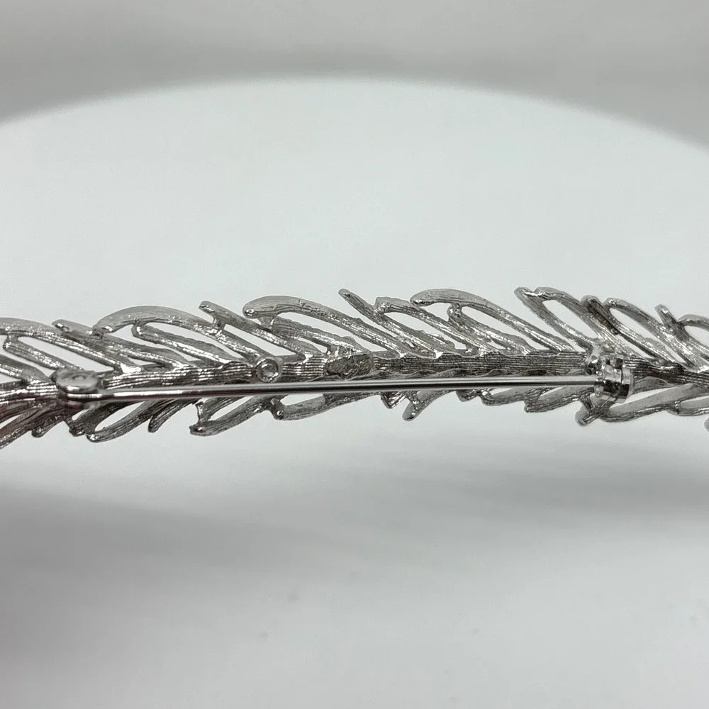 Silver Tone Wheat Stalk Broach Pin Textured Botanical 5